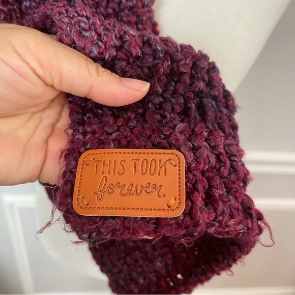 Chunky Knit/Crochet Scarf - Picture 9 of 9